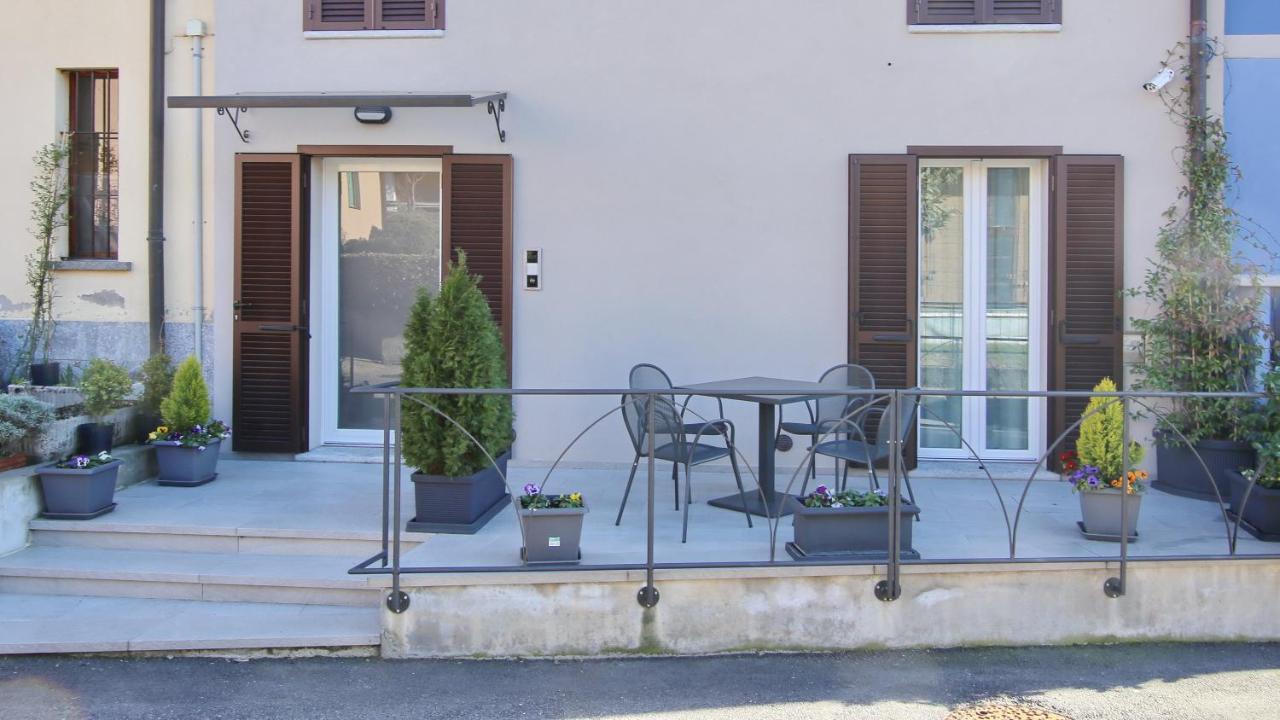 Italianway - Affittacamere Brenna San Fermo della Battaglia ภายนอก รูปภาพ